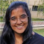 Profesora de conservatorio titulada superior de música en la especialidad de piano para todos los niveles y edades.